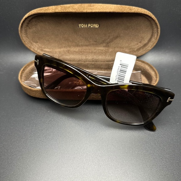 Tom Ford Sunglasses FT614 52F main image 4